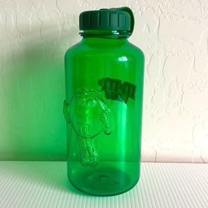 M&M’s WORLD GREEN 3D WATER BOTTLE 32oz